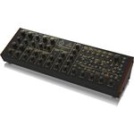 Behringer K-2 analóg szintetizátor
