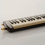 Suzuki PRO-37 V3 melodika