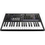 KORG wavestate mkII digitális hullámszekvenciás szintetizátor