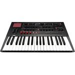 KORG modwave mkII hullámtáblás szintetizátor