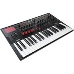 KORG modwave mkII hullámtáblás szintetizátor