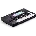Novation Launchkey 25 MK4 MIDI kontroller billentyűzet