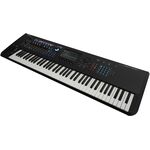 Yamaha MONTAGE M7 zenei munkaállomás/szintetizátor
