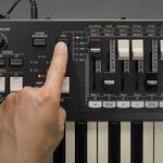 Hammond M-solo Blue elektromos orgona