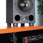 IsoAcoustics ISO-PUCK 76 rezgéselnyelő hangfalalátét szett