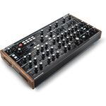 Novation Peak nyolcszólamú polifonikus szintetizátor