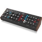 Behringer MODEL D analóg szintetizátor