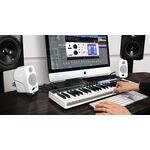 IK Multimedia iLoud Micro Monitor White Special Edition aktív kétutas stúdió monitor hangfalpár