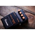 BOSS HM-2W Waza Craft Heavy Metal effektpedál