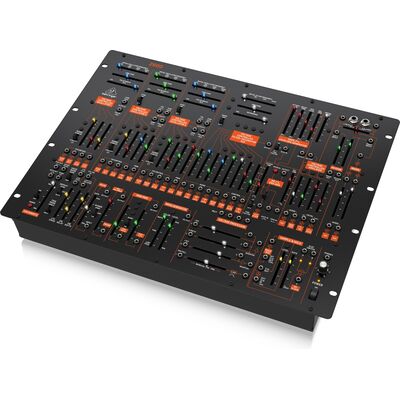 Behringer 2600 félmoduláris szintetizátor