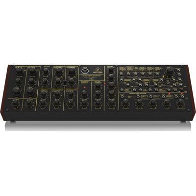 Behringer K-2 analóg szintetizátor
