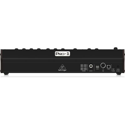 Behringer PRO-1 analóg szintetizátor