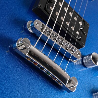 Cort MBM-2H SUS BBE Matthew Bellamy Signature elektromos gitár