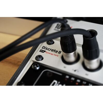 Antelope Audio Discrete 8 Pro Synergy Core Thunderbolt/USB hangkártya