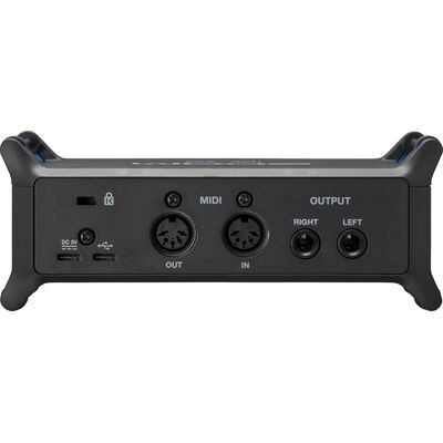 Zoom UAC-232 32 bites USB hangkártya