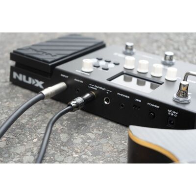 NUX MG-400 multieffekt pedál