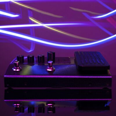 Valeton GP-100VT multi-effekt processzor pedál, jewel violet