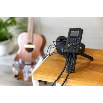 Zoom R4 MultiTrak többsávos digitális keverő/hangfelvevő