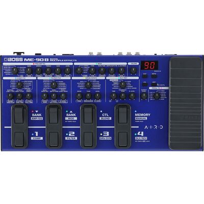BOSS ME-90B basszusgitár padló multieffekt