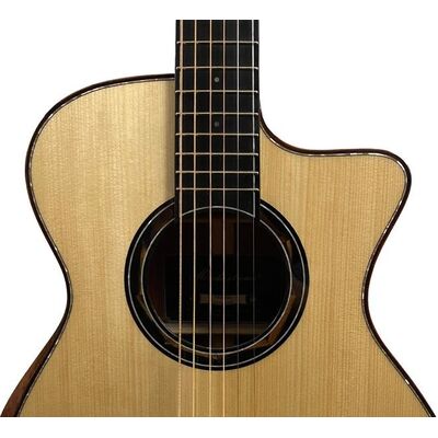 Merida Procnias elektro-akusztikus gitár