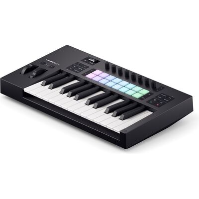 Novation Launchkey 25 MK4 MIDI kontroller billentyűzet
