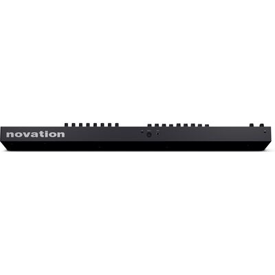 Novation Launchkey 61 MK4 MIDI kontroller billentyűzet