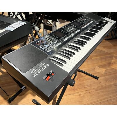 Használt Roland E-A7 bővíthető kíséretautomatikás szintetizátor