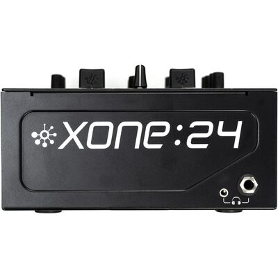 Allen & Heath Xone:24 DJ keverő