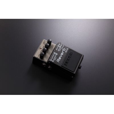 BOSS RV-6 Reverb effektpedál