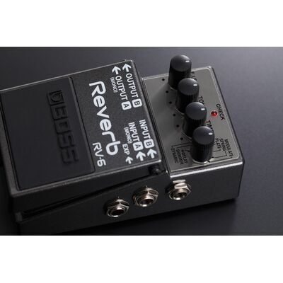BOSS RV-6 Reverb effektpedál