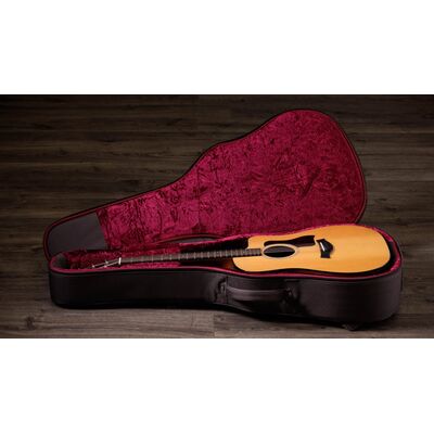 Taylor 210ce Plus elektro-akusztikus gitár