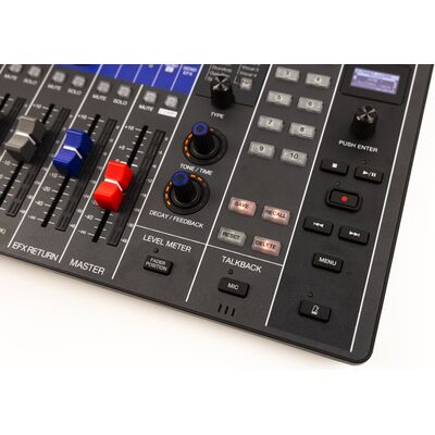 Zoom LiveTrak L12next digitális keverő/hangfelvevő