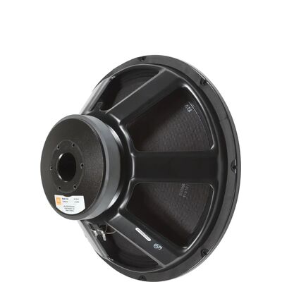 JBL EON718S aktív mélynyomó hangosításhoz