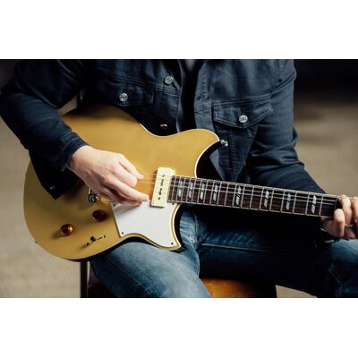 Yamaha Revstar RS02CB Honey Gold Chris Buck elektromos gitár