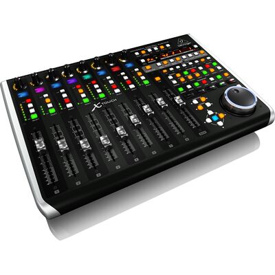 Behringer X-TOUCH DAW kontroller