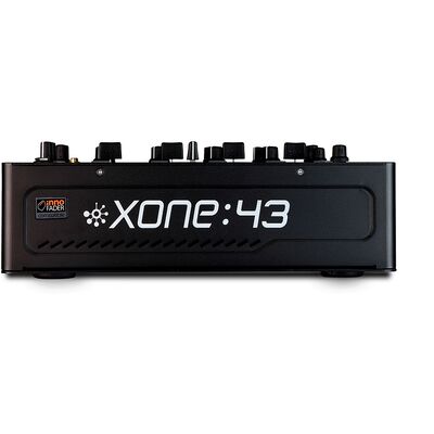 Allen & Heath Xone:43 DJ keverő