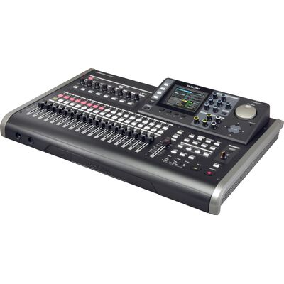 TASCAM DP-24SD Digital Portastudio soksávos hangfelvevő