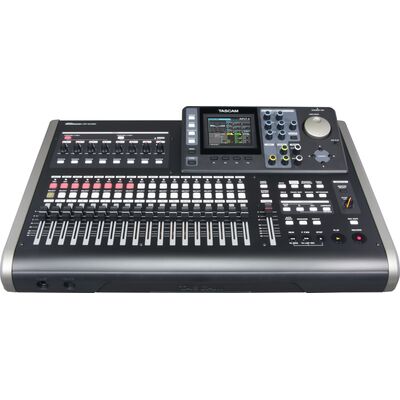 TASCAM DP-24SD Digital Portastudio soksávos hangfelvevő