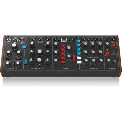 Behringer MODEL D analóg szintetizátor