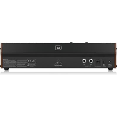 Behringer MODEL D analóg szintetizátor