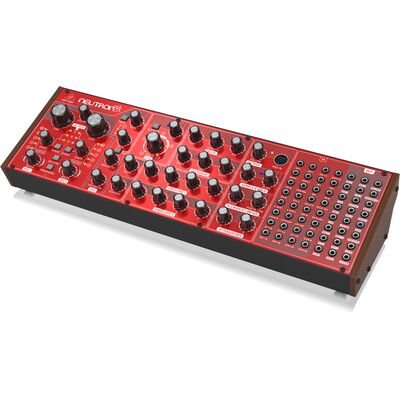Behringer NEUTRON parafonikus félmoduláris analóg szintetizátor