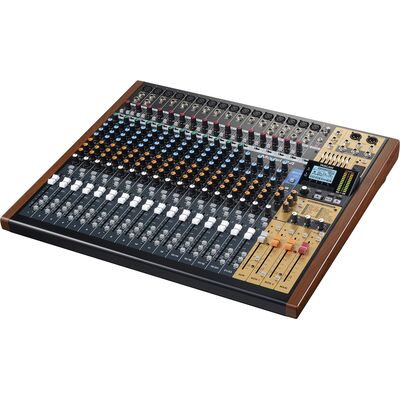 TASCAM Model 24 analóg keverő/soksávos hangfelvevő/USB hangkártya