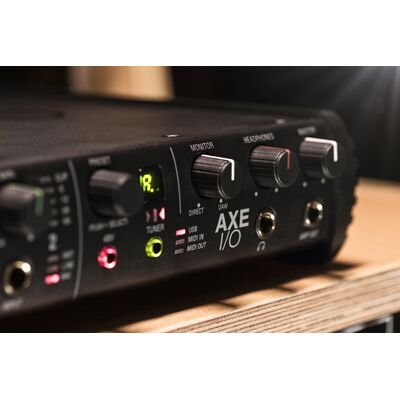 IK Multimedia AXE I/O USB hangkártya/gitár interfész