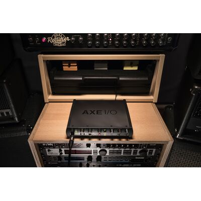 IK Multimedia AXE I/O USB hangkártya/gitár interfész