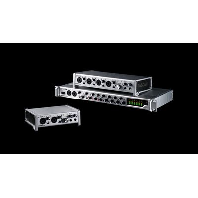 TASCAM SERIES 8p Dyna 8-csatornás mikrofon előerősítő/AD átalakító/kompresszor