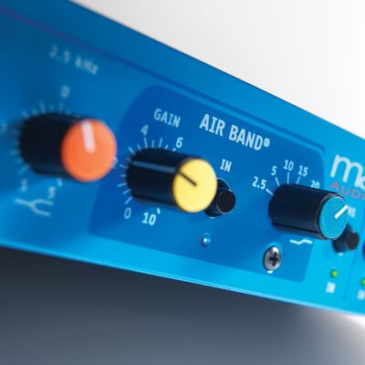 Maag Audio EQ4M hangszínszabályzó