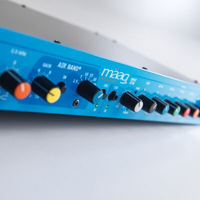 Maag Audio EQ4M hangszínszabályzó