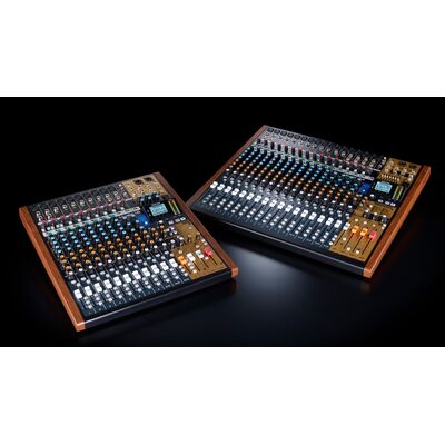 TASCAM Model 16 analóg keverő/soksávos hangfelvevő/USB hangkártya