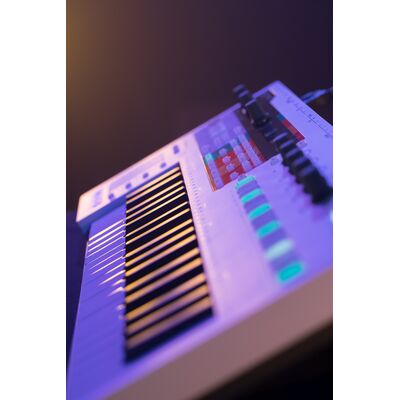 Arturia KeyStep Pro USB MIDI kontroller billentyűzet/szekvenszer
