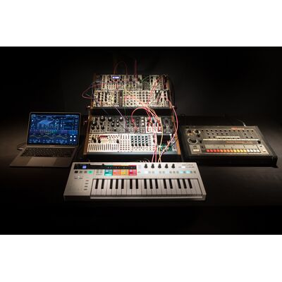 Arturia KeyStep Pro USB MIDI kontroller billentyűzet/szekvenszer